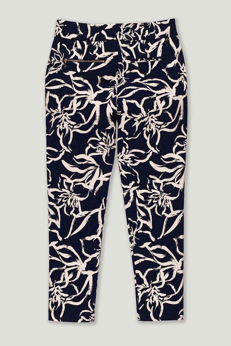 Nacy and white large floral golf capri pant back view